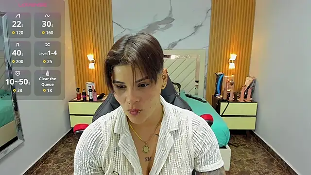 KAROLLJONES1 online show from 10.25.25