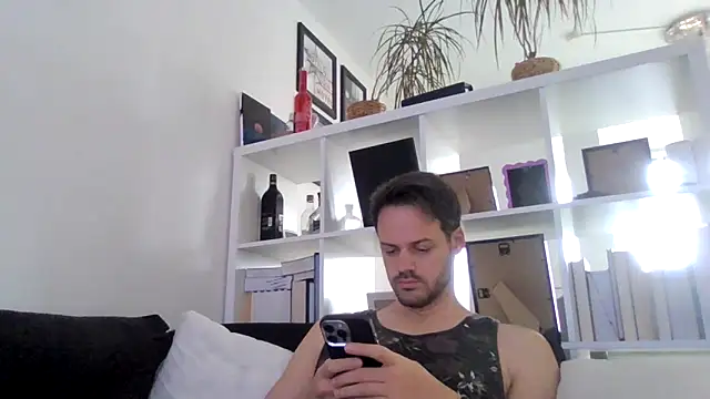 Snapshot of bigcockjohnxxxxx chatting on 11.15.25 bigcockjohnxxxxx online show from 11.15.25