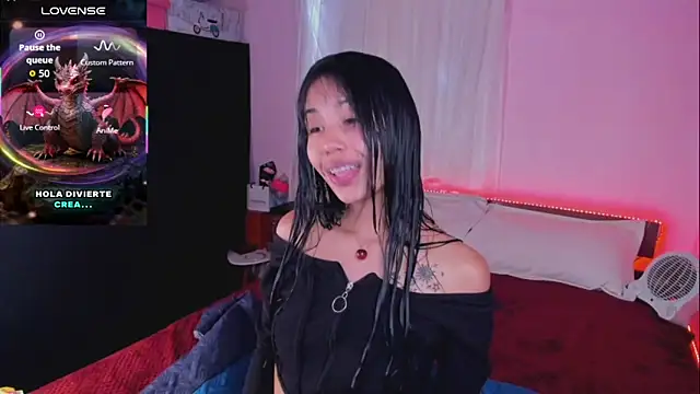 Miss Charlottet online show from 02.11.26