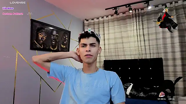 Room 69x online show from 10.25.25