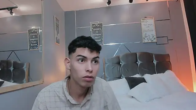 Room 69x online show from 11.12.25