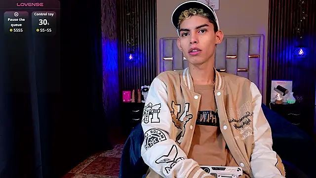 Room 69x online show from 03.13.26