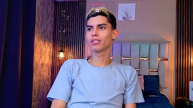 Room 69x online show from 04.06.26