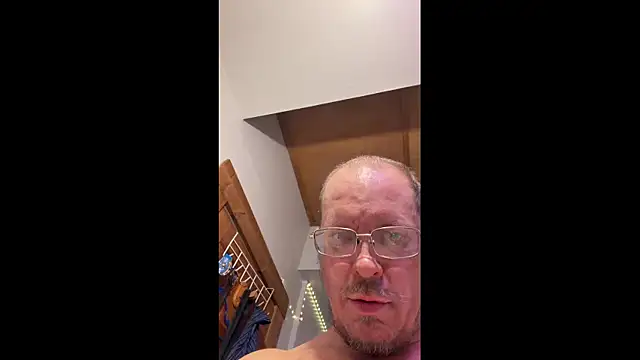 Pussyismyfavoritetaste online show from 12.23.25