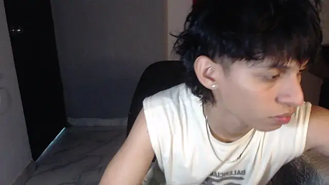 Snapshot of sung_yol chatting on 09.27.25 sung yol online show from 09.27.25