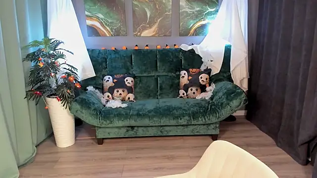 AnoraDark online show from 10.12.25