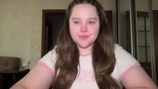 Snapshot of Alice898 chatting on 09.24.25 Alice898 online show from 09.24.25