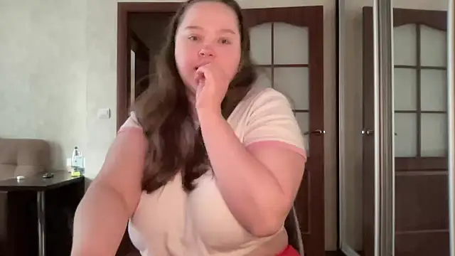 Snapshot of Alice898 chatting on 10.13.25 Alice898 online show from 10.13.25