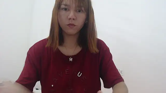 Dolly Peach  online show from 10.07.25