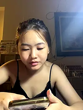Snapshot of Lucky-nice202 chatting on 10.18.25 Lucky-nice202 online show from 10.18.25