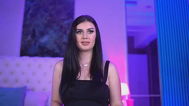 Snapshot of KendraMoon chatting on 09.26.25 KendraMoon online show from 09.26.25