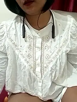 Queen Kushi4 online show from 02.12.26