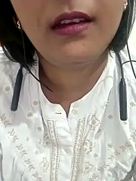 Queen Kushi4 online show from 04.12.26