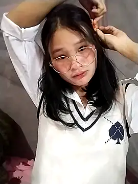 saronla 03 online show from 11.29.25