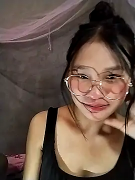 saronla 03 online show from 11.30.25