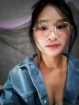 saronla 03 online show from 12.03.25