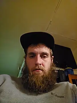 Snapshot of high3ndlowlife chatting on 05.18.26 high3ndlowlife online show from 05.18.26