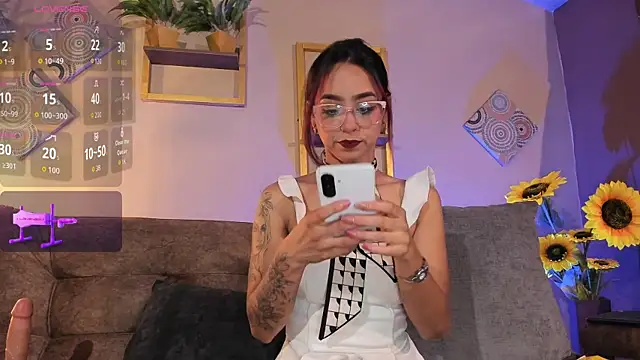 RACHELRUIZ online show from 10.09.25