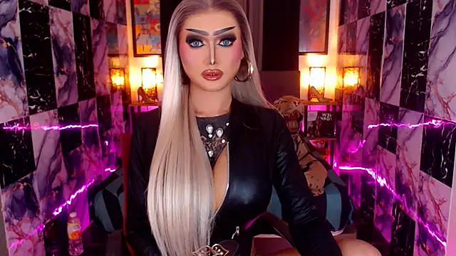 IndestructibleLily online show from 12.04.25