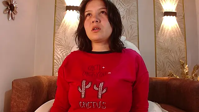 Snapshot of Amie_gh chatting on 10.01.25 Amie gh online show from 10.01.25