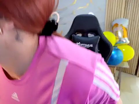 Snapshot of Melissa18__ chatting on 09.25.25 Melissa18   online show from 09.25.25