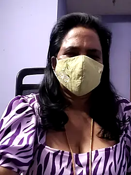 Snapshot of mallu-lover chatting on 02.02.26 mallu-lover online show from 02.02.26