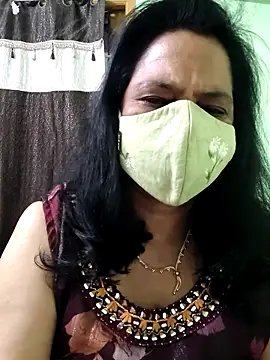 Snapshot of mallu-lover chatting on 02.17.26 mallu-lover online show from 02.17.26