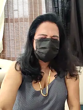 Snapshot of mallu-lover chatting on 02.22.26 mallu-lover online show from 02.22.26