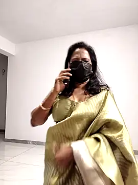 Snapshot of mallu-lover chatting on 02.25.26 mallu-lover online show from 02.25.26