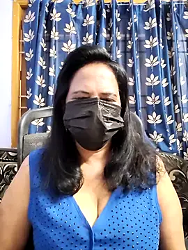 Snapshot of mallu-lover chatting on 05.14.26 mallu-lover online show from 05.14.26