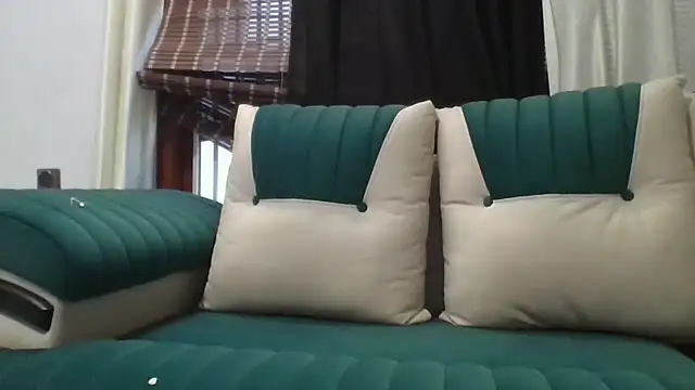 Snapshot of mallu-lover chatting on 06.01.26 mallu-lover online show from 06.01.26