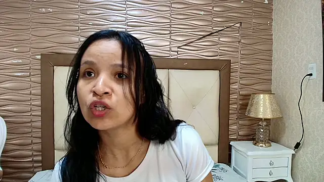 Miladiosa online show from 05.15.26