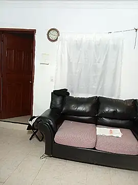 SaraMilf69 online show from 01.05.26