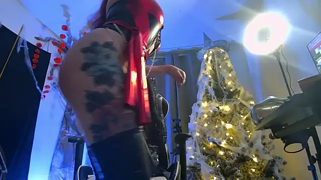 lunnaa  online show from 11.06.25