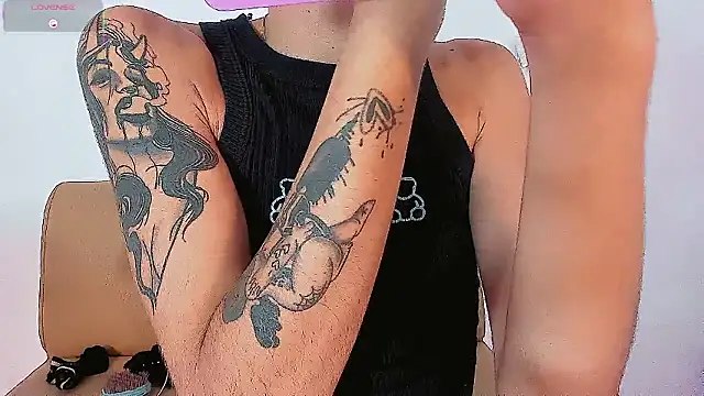 Snapshot of Prince_Lihan chatting on 01.09.26 Prince Lihan online show from 01.09.26