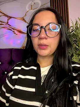 Snapshot of sara_roy04_ chatting on 09.26.25 sara roy04  online show from 09.26.25