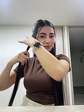 EmelyParker online show from 04.04.26