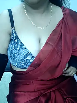 Snapshot of Bhabhiji1 chatting on 04.21.26 Bhabhiji1 online show from 04.21.26