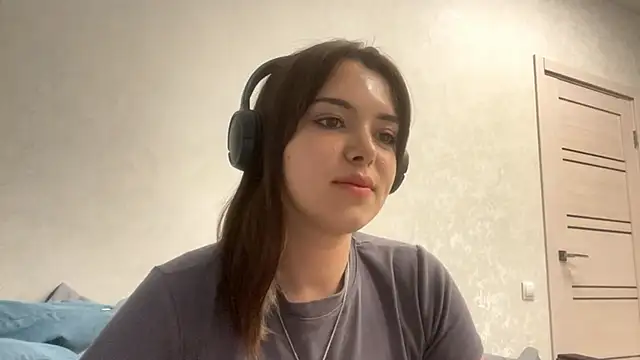 Snapshot of PUP_PUP_Sea chatting on 09.17.25 PUP PUP Sea online show from 09.17.25