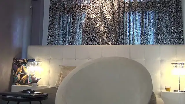 LadyValeriaXO online show from 09.22.25