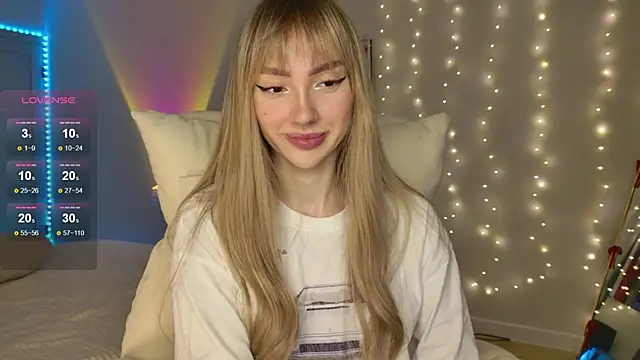 Snapshot of Lunainnk chatting on 01.11.26 Lunainnk online show from 01.11.26