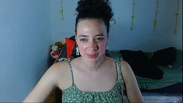 Snapshot of sajecrismaa chatting on 06.01.26 sajecrismaa online show from 06.01.26