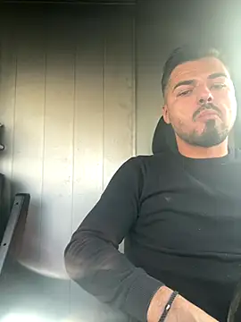 imooLoov online show from 10.21.25