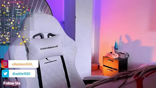 MiaVillalobos online show from 05.13.26
