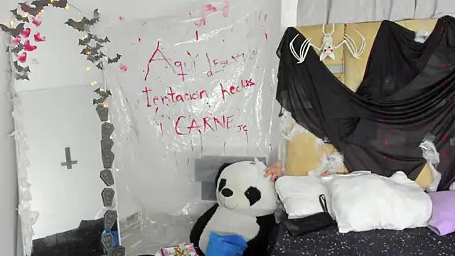 JulianaCarter online show from 10.22.25