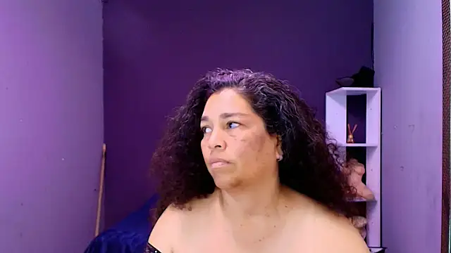 Snapshot of NinaBlazee chatting on 10.09.25 NinaBlazee online show from 10.09.25