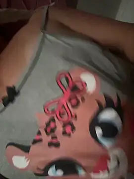 Snapshot of MaluLemos chatting on 09.29.25 MaluLemos online show from 09.29.25