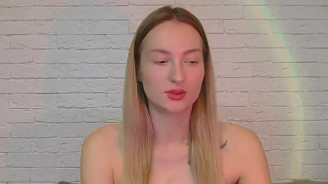 Snapshot of Alice_Sweet_01 chatting on 11.23.25 Alice Sweet 01 online show from 11.23.25