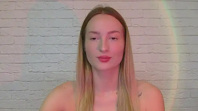 Snapshot of Alice_Sweet_01 chatting on 12.02.25 Alice Sweet 01 online show from 12.02.25