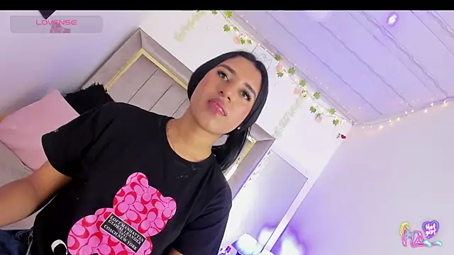 ScarlettVell online show from 03.31.26